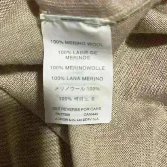 Jcrew 100% merino wool cream vneck sweater - Picture 3 of 4